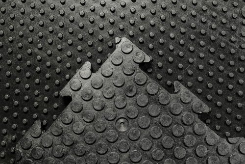 uploads_vik/thumb-091023031725coin-top-gym-mat.jpg