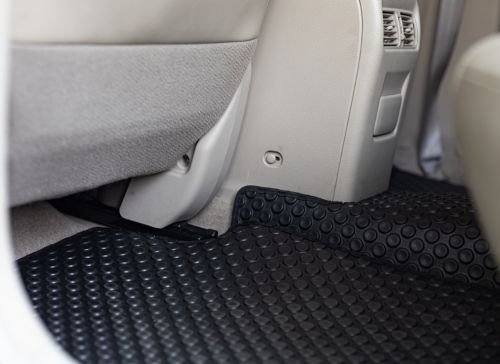 uploads_vik/thumb-190224041704Rubber-Car-Mat.jpg