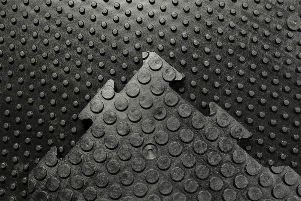 uploads_vik/thumb-230923113315coin-top-mat.jpg